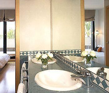 Apartamentos Marbella Барселона Екстер'єр фото